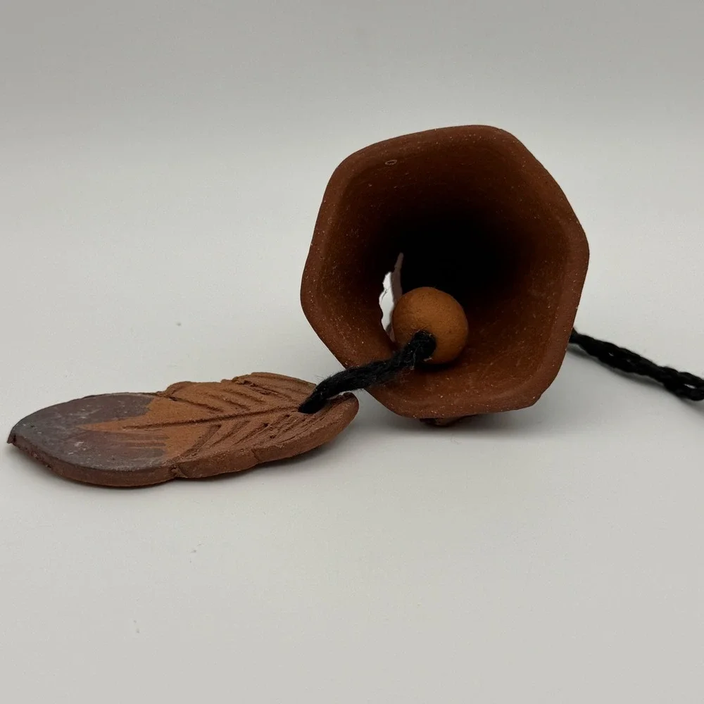 Southwestern Pueblo Clay Bell Ornament Terracotta Feather‎ Native Style Decor